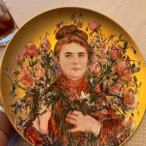 Beautiful Hibel Plate